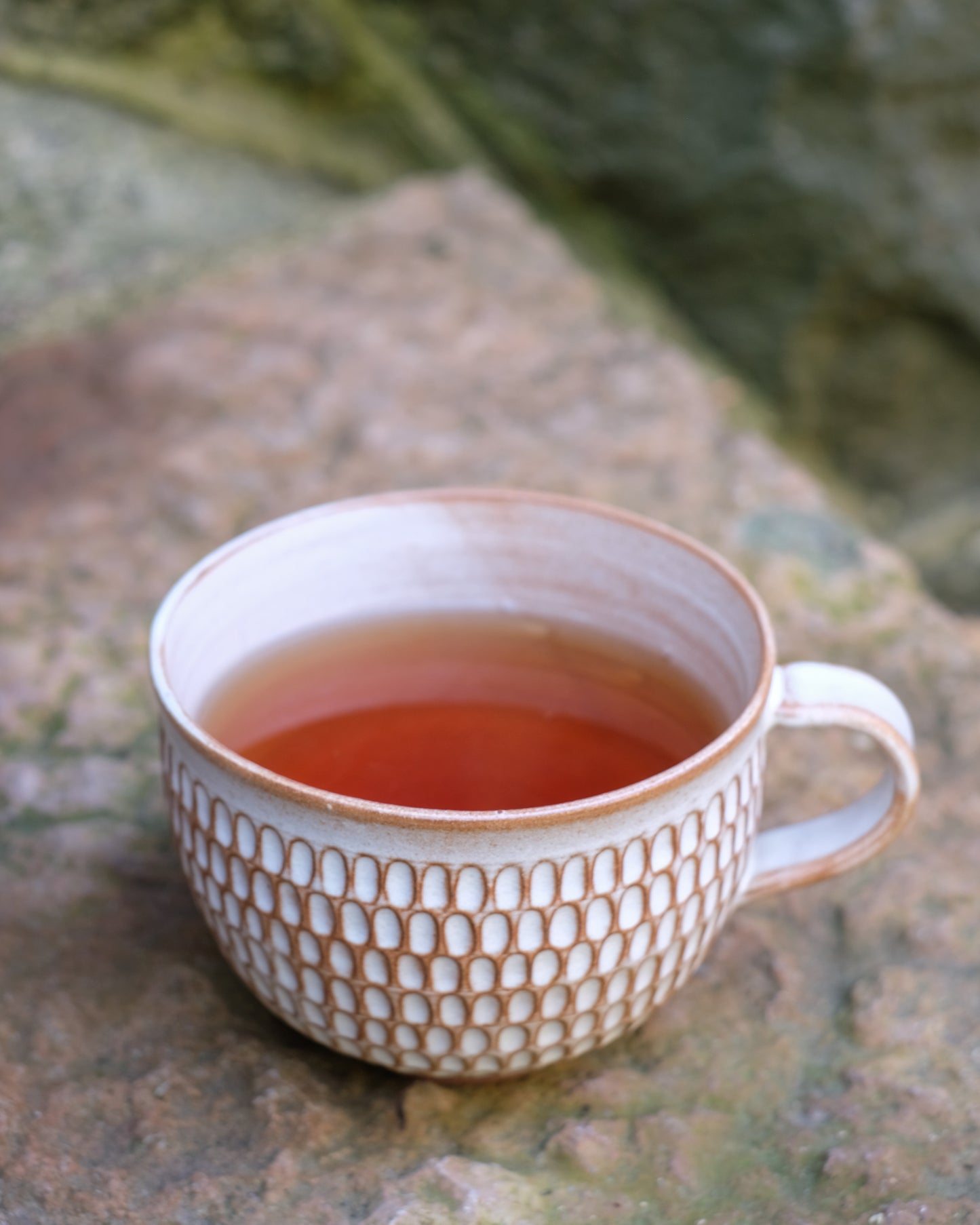 Drejad och karvad tekopp 6 dl