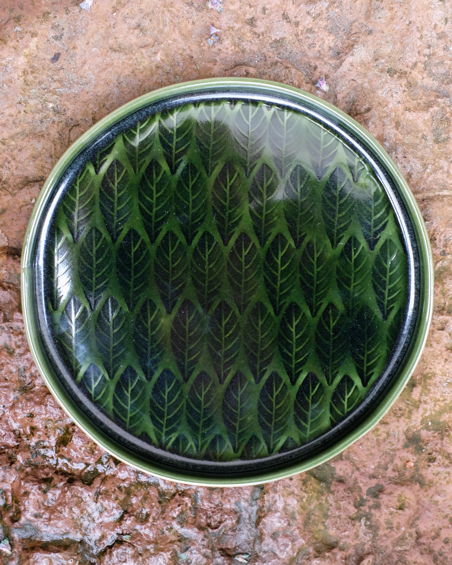 Frukostset med lövmönster