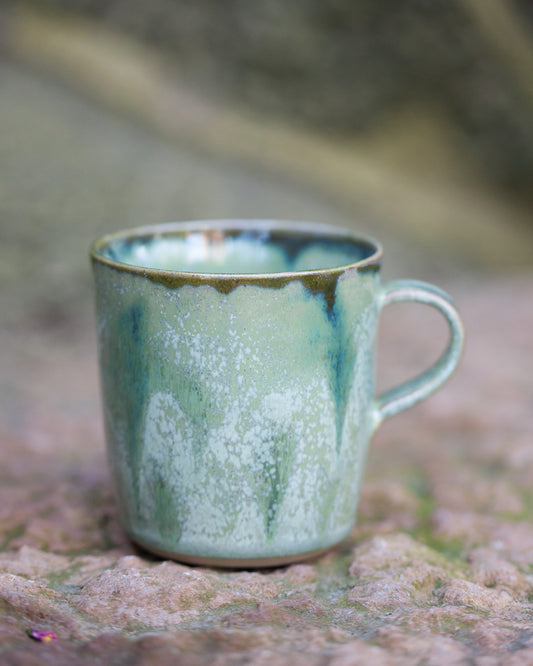 Drejad kaffekopp 2.5 dl, grönmelerad